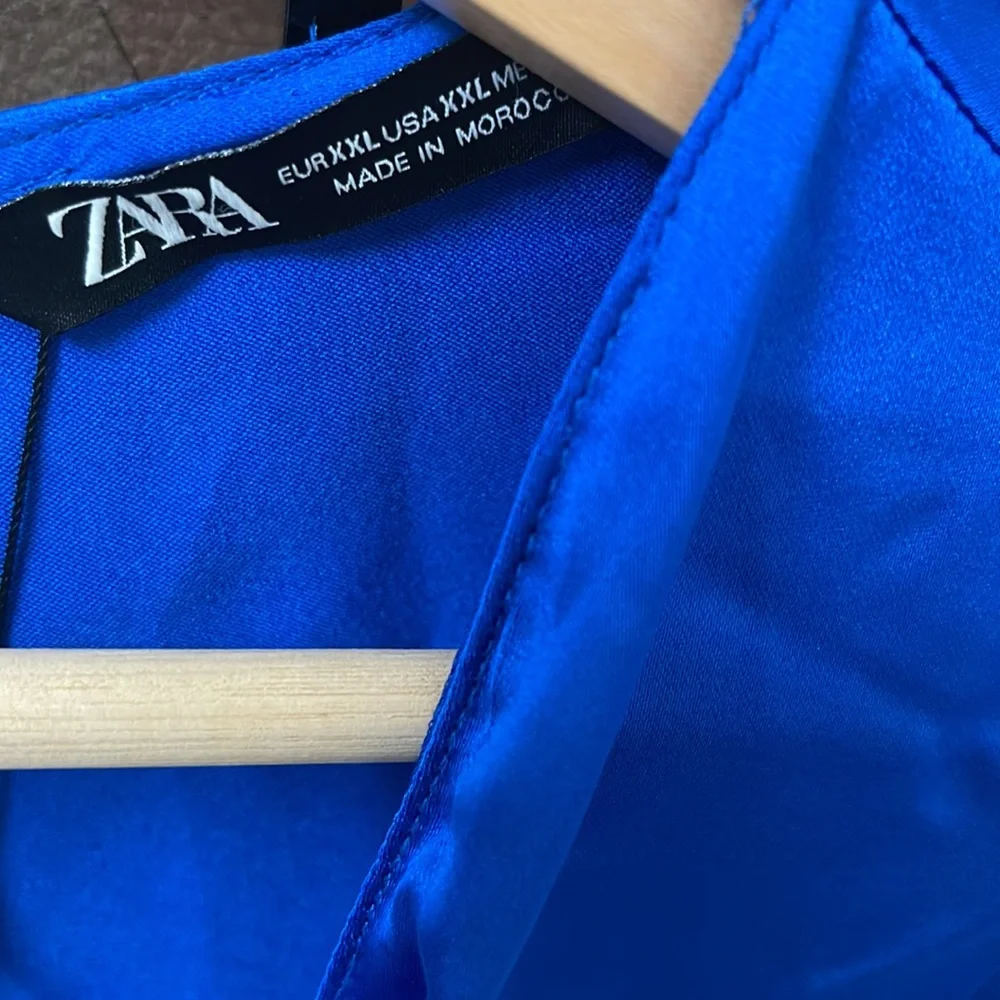 Zara dress - Picture 5 of 10
